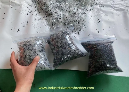 Neueste Unternehmensnachrichten über Ledermacher PVB Filme Brecher Probe, Taiwan Kunde Senden Sie uns Materialien, um Zerkleinerungstest, 10mm Sieb