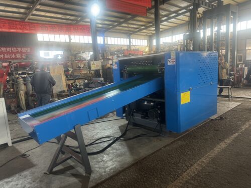 Neueste Unternehmensnachrichten über Fiber Cutting Machine Outlook 2026: Automation and Precision Blades Reshape Glass and Carbon Fiber Processing