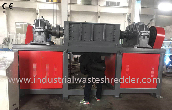 Ein guter Preis. IBC-Plastiktrommel-Reißwolf, Reißwolf-Maschine für Siedlungsabfälle Online