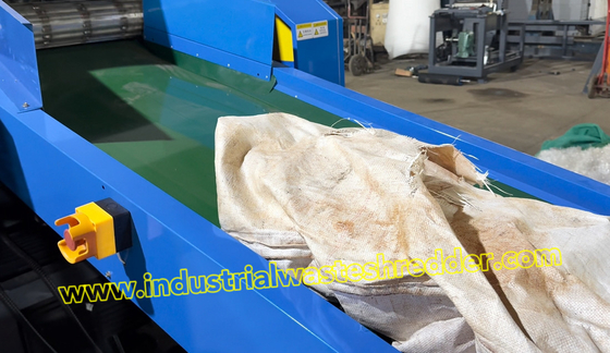 Ein guter Preis. PP Raffia Jumbo Bag Crusher Super große Säcke Schleifmaschine mit langlebigen Legierung Werkzeug Stahl Drehblätter Stromsparen 1600B Online
