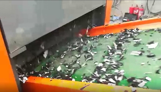 Ein guter Preis. 2400F glaubte umfassendem Glasfaser-Harz-Faser-Schneidemaschine-Ausschnitt-Motor 22KW+22KW Online