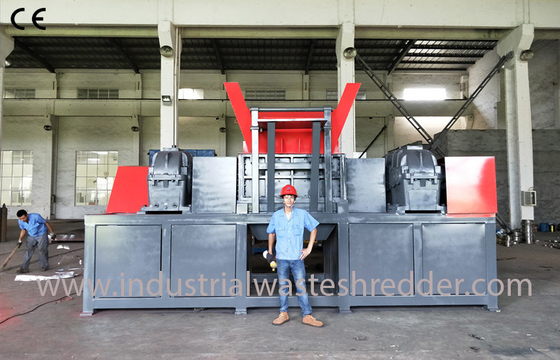 Plastic Waste Double Shaft Shredder Low Rotation Speed High Efficient Performance