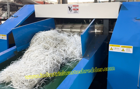 Ein guter Preis. Schredder für PP-Plastik-Monofilament, hocheffizienter Schredder für Abfallgarne, Energieeinsparung, Schredder für PP-Raffia, Schredder für PP-Seile mit Input- und Out-Conveyor, abnutzungsbeständige Klinge Online